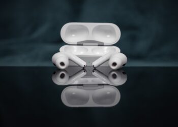 airpods pro review