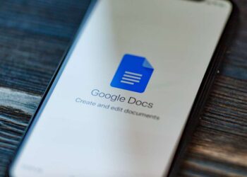 how to add a signature in google docs